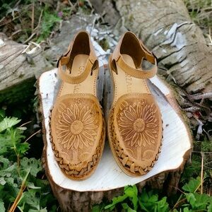 Women’s Mexican Sandals Huaraches Tan